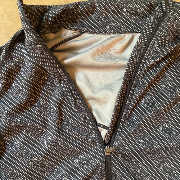 ASICS Jacket - Picture 2 of 4